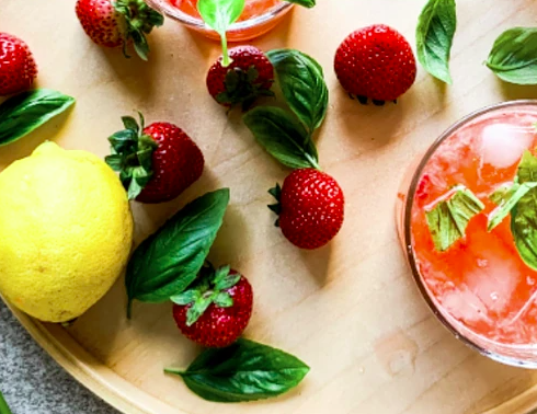Strawberry Basil Lemonade, Strawberry Basil Lemonade Recipe, Strawberry Basil Lemonade Mocktail, Strawberry Basil Lemonade Juice
